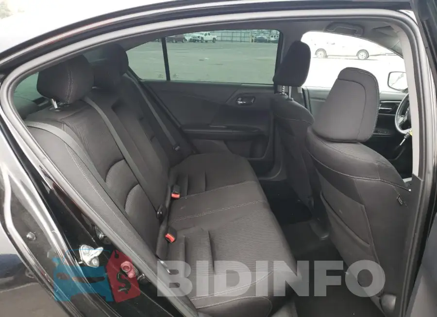 1HGCR2F57FA155232 Photo# 10