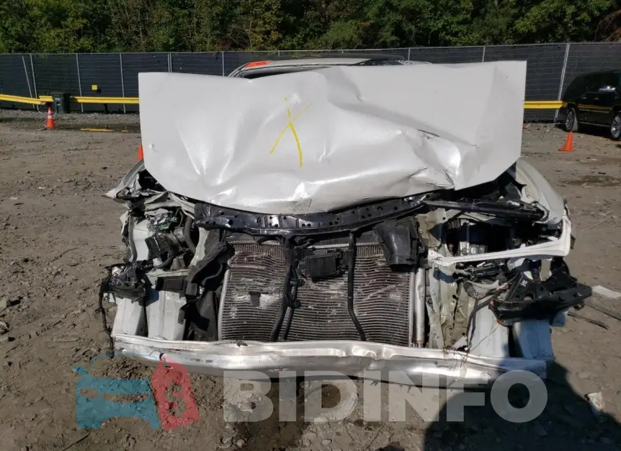 19UDE2F37MA001423 Photo# 5