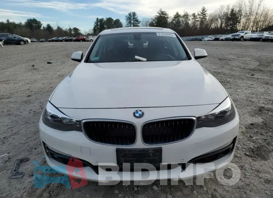 WBA8Z5C53FD672372 Photo# 5