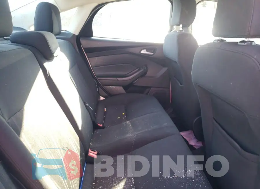 1FADP3F24HL248971 Photo# 10