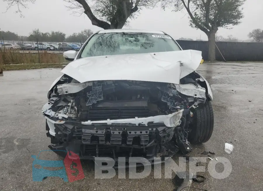 1FADP3F29GL323937 Photo# 5