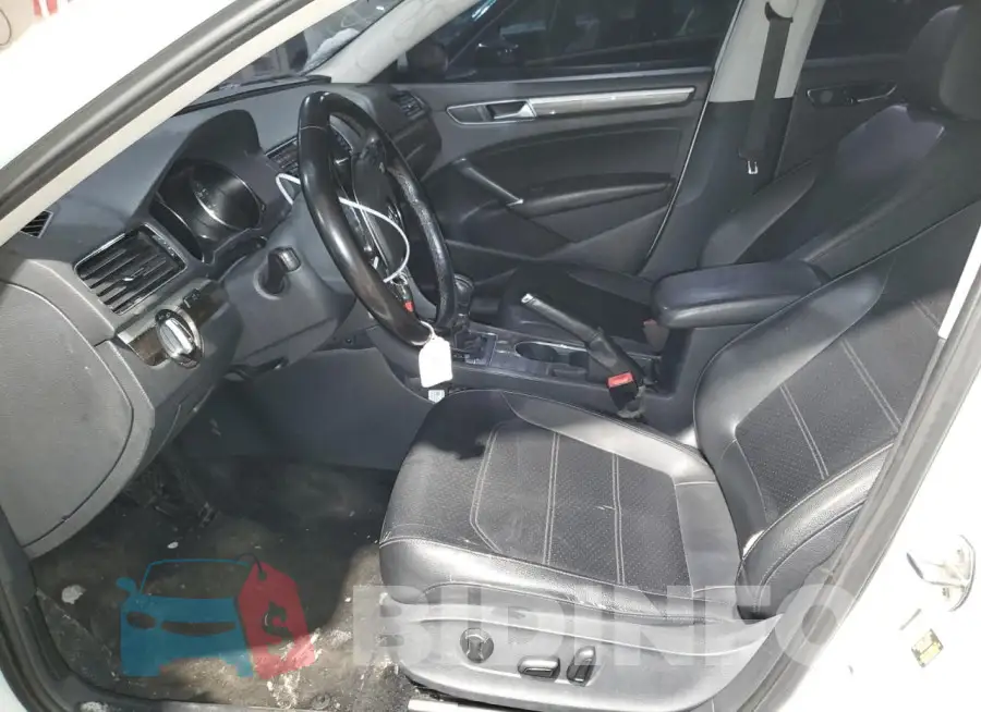 1VWBS7A34GC020164 Photo# 7