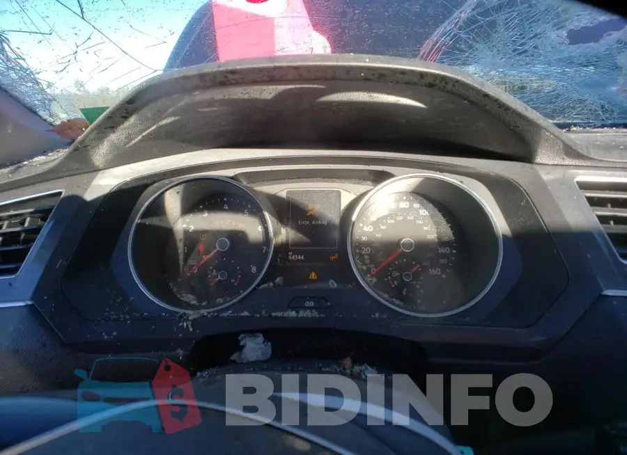 3VV2B7AX8LM110417 Photo# 9