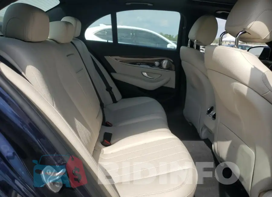 WDDZF4KB7HA182092 Photo# 11