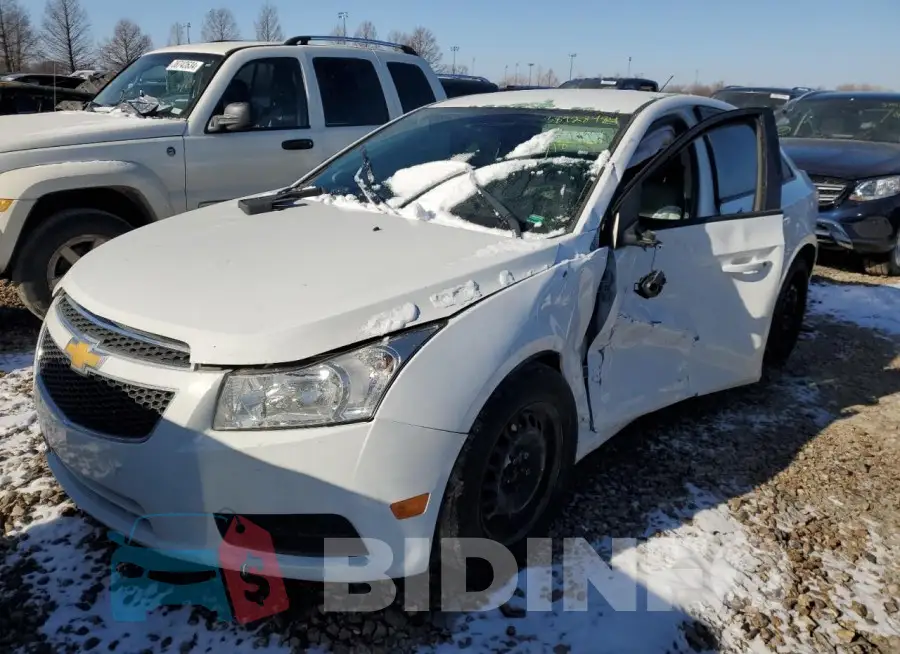 1G1PB5SH3F7188031 Photo# 1