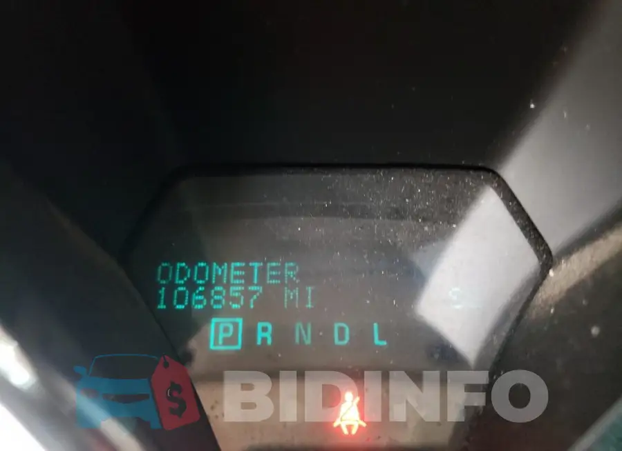 1GNKRFED7GJ157534 Photo# 9