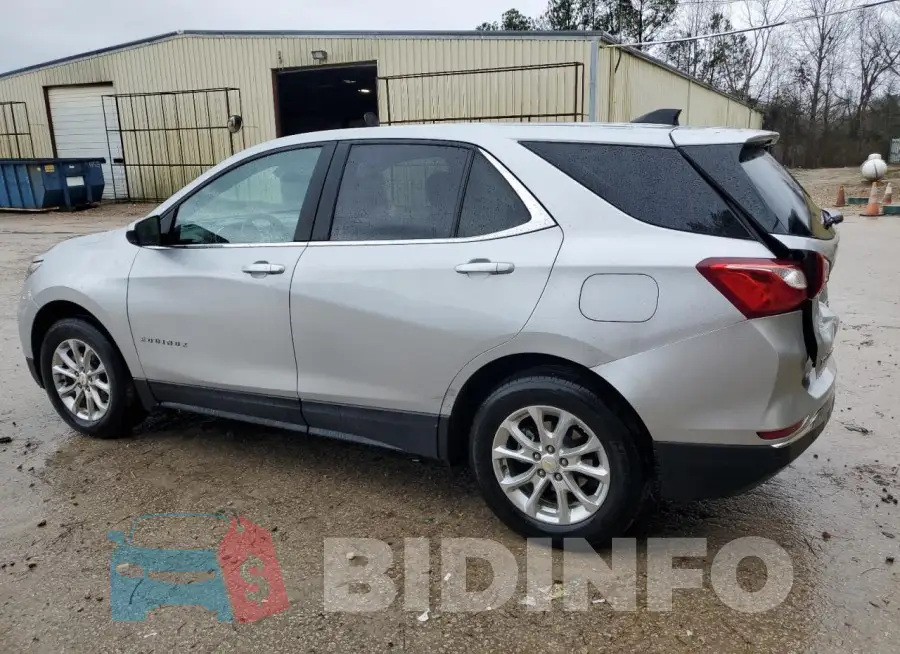 2GNAXTEV0M6140379 Photo# 2