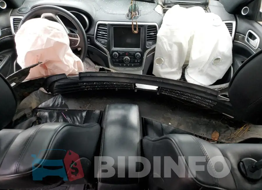 1C4RJFCG9FC111072 Photo# 8