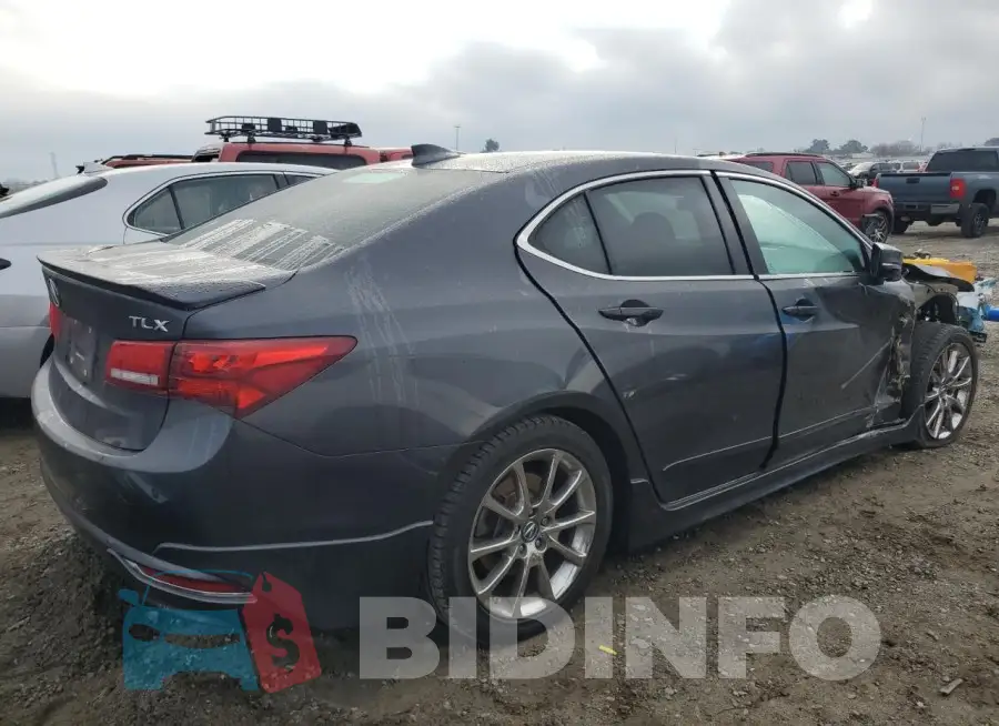 19UUB2F57FA020227 Photo# 3