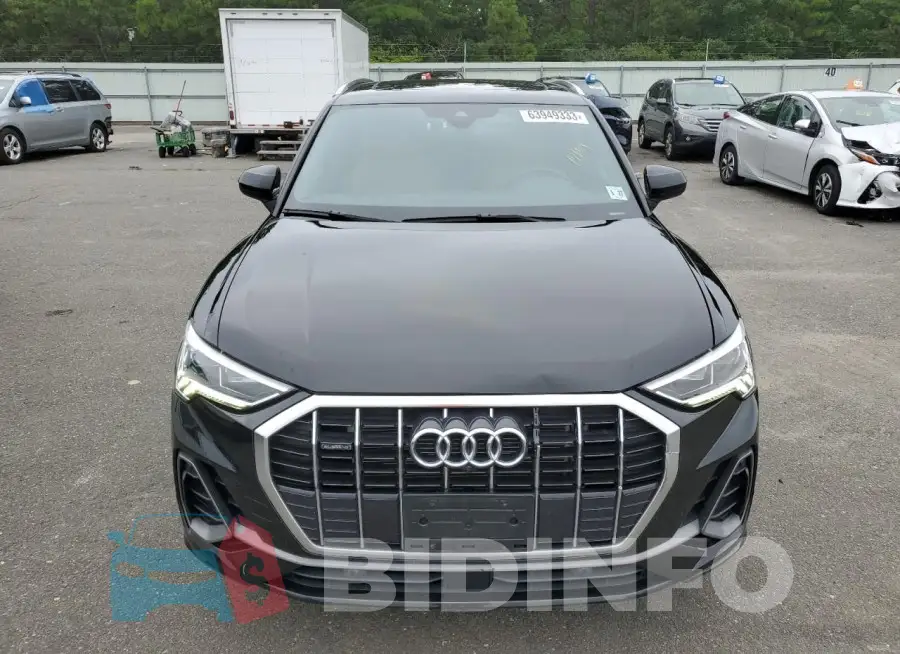 WA1EECF37N1052019 Photo# 5