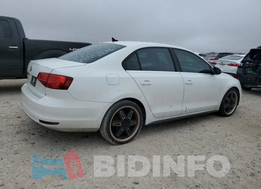 3VW4S7AJ2FM265050 Photo# 3