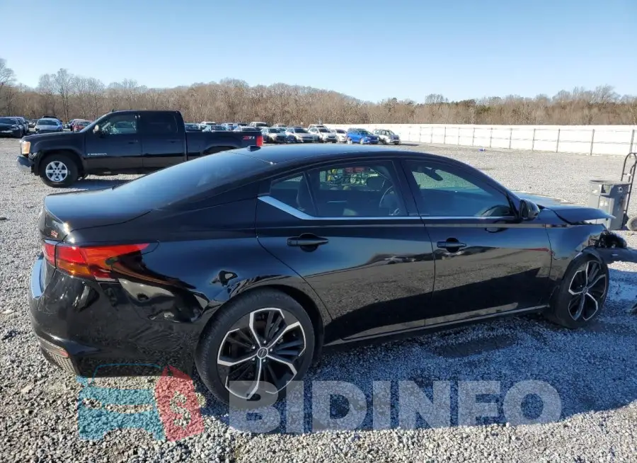 1N4BL4CV9PN301481 Photo# 3