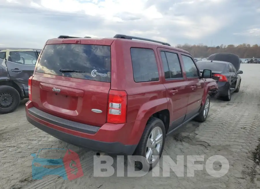 1C4NJPFB9GD748835 Photo# 3