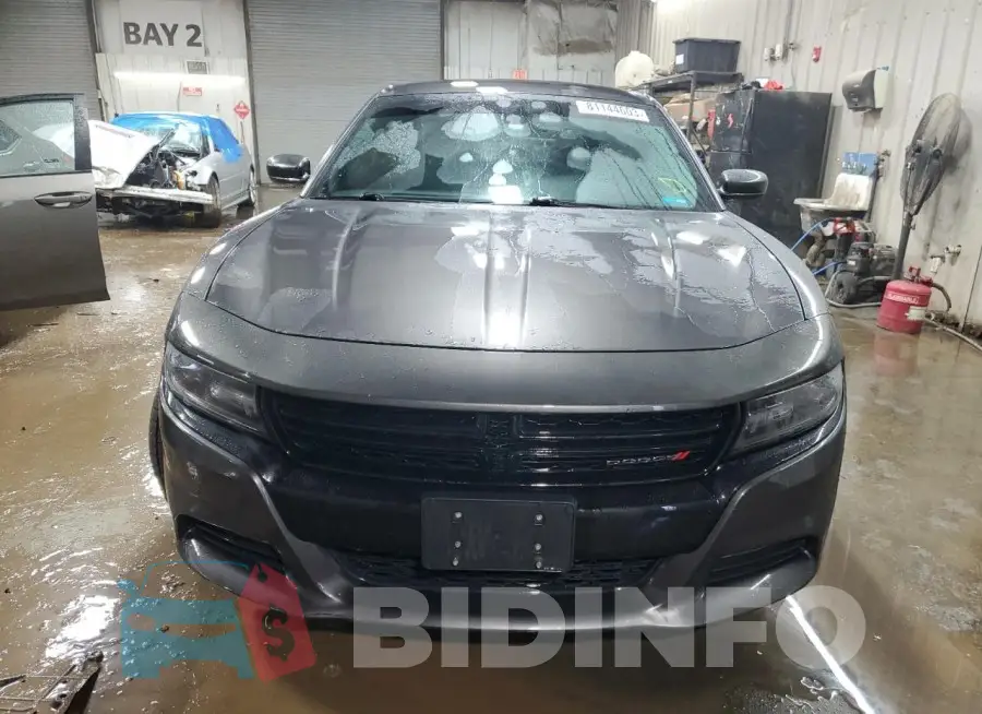 2C3CDXJGXJH189621 Photo# 5