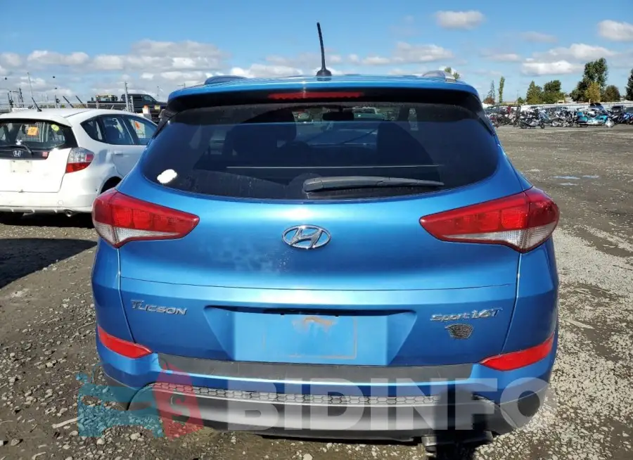 KM8J33A21GU150727 Photo# 6