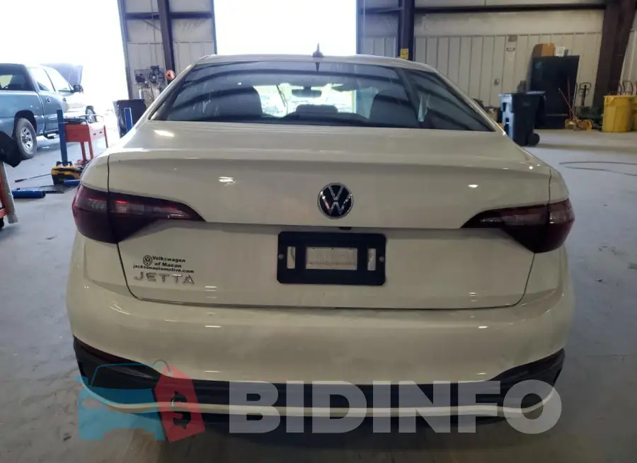 3VW4M7BU2PM022228 Photo# 6