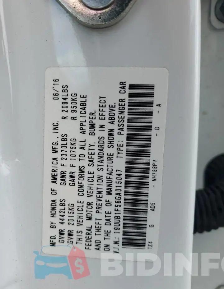 19UUB1F58GA015047 Photo# 12