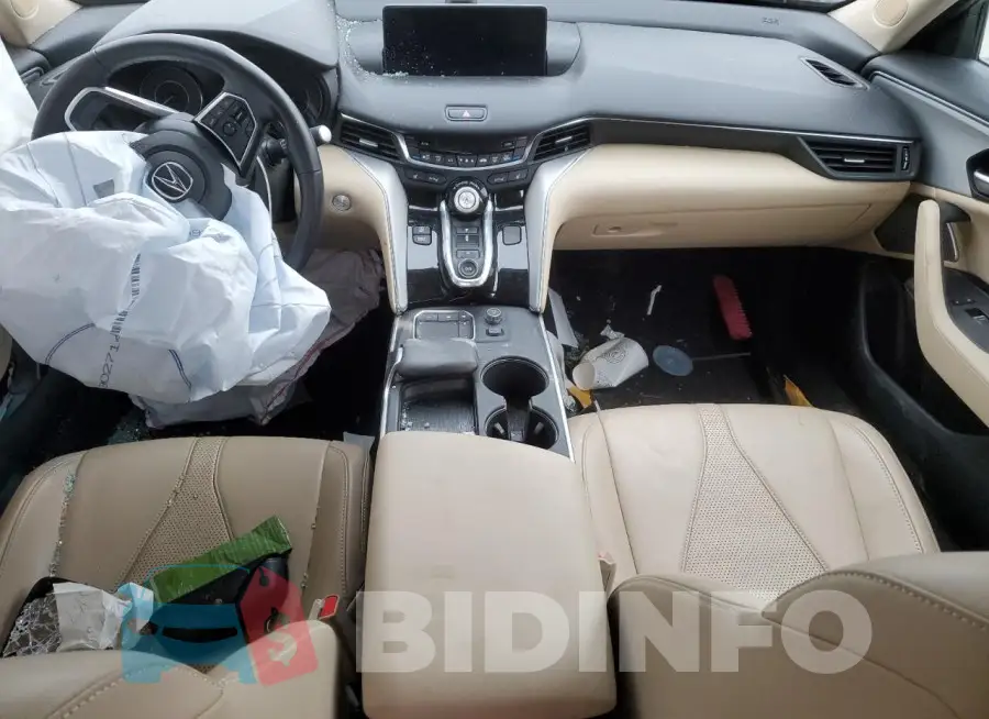 19UUB5F41MA002585 Photo# 8