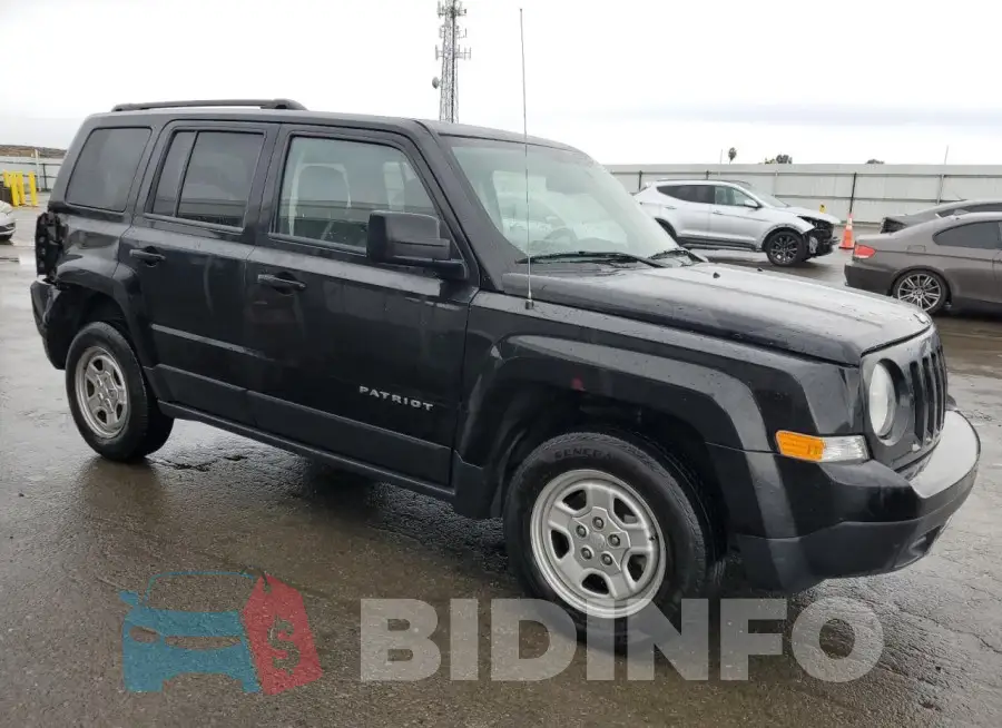 1C4NJPBB8FD145833 Photo# 4