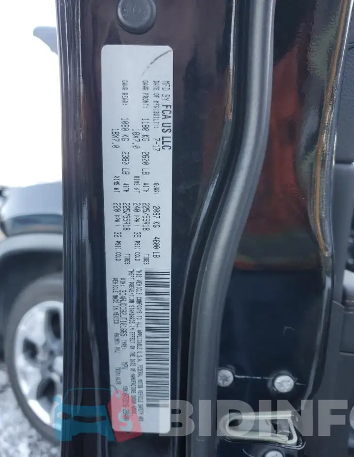 3C4NJDCB2JT101665 Photo# 13