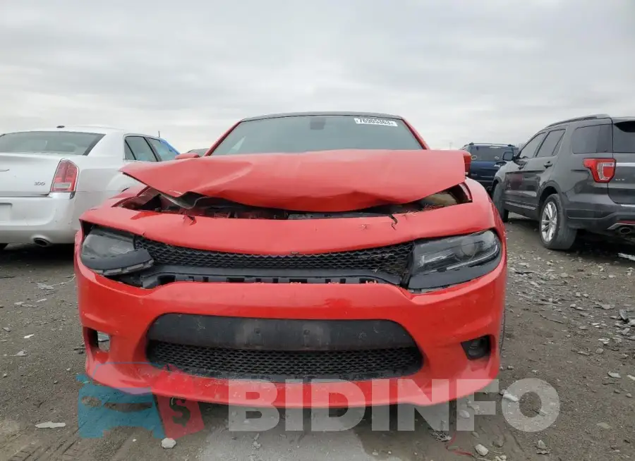 2C3CDXHG5GH350813 Photo# 5