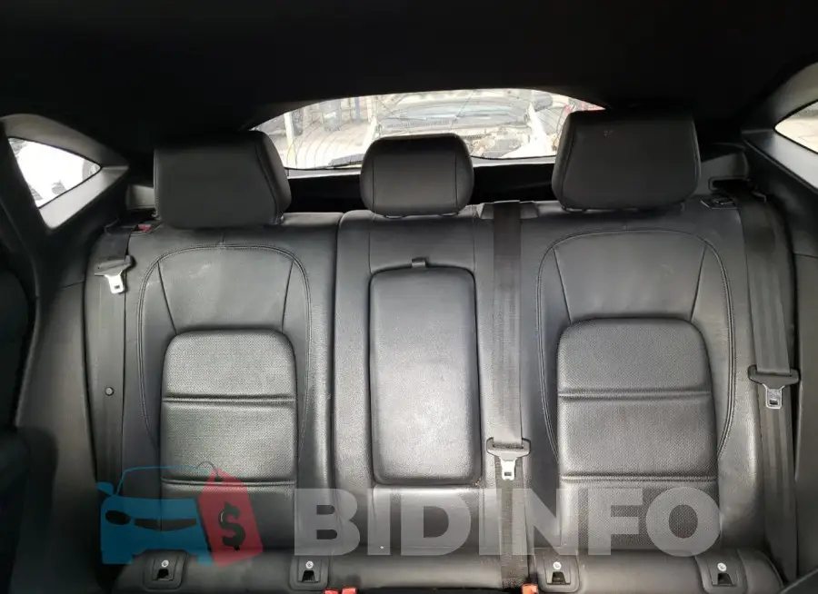 SADFJ2FX4J1Z01993 Photo# 10