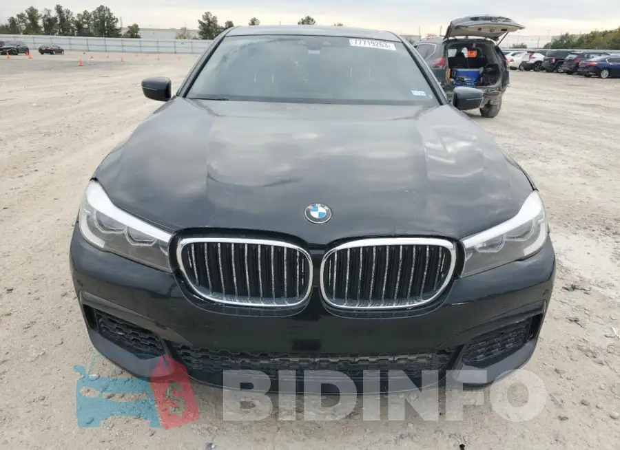 WBA7E2C50JG743153 Photo# 5