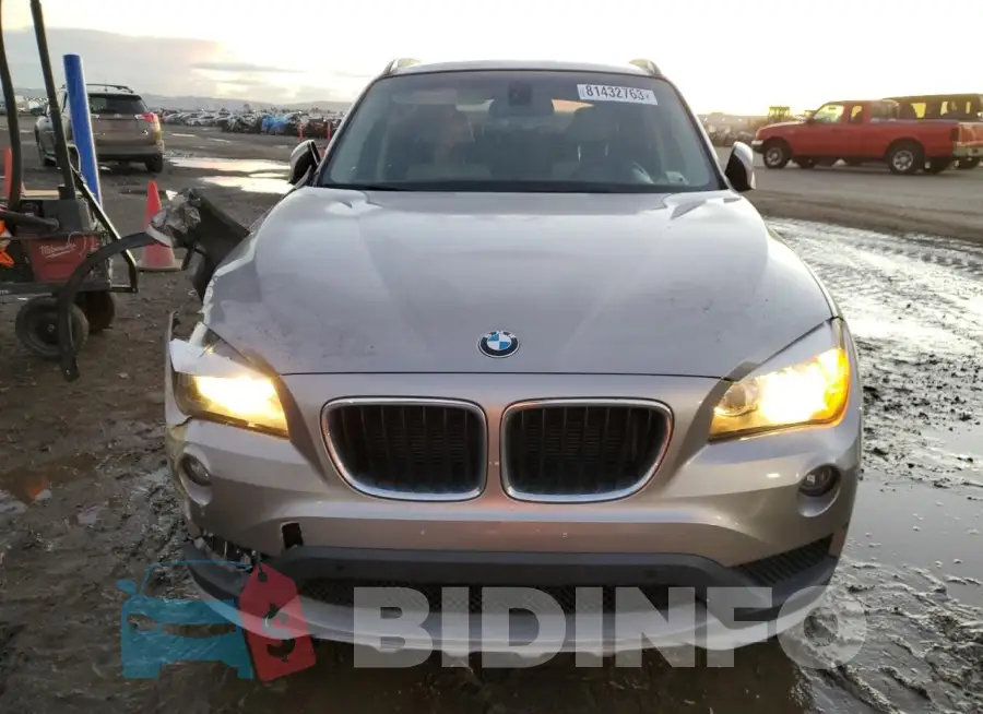 WBAVM1C58FV317136 Photo# 5