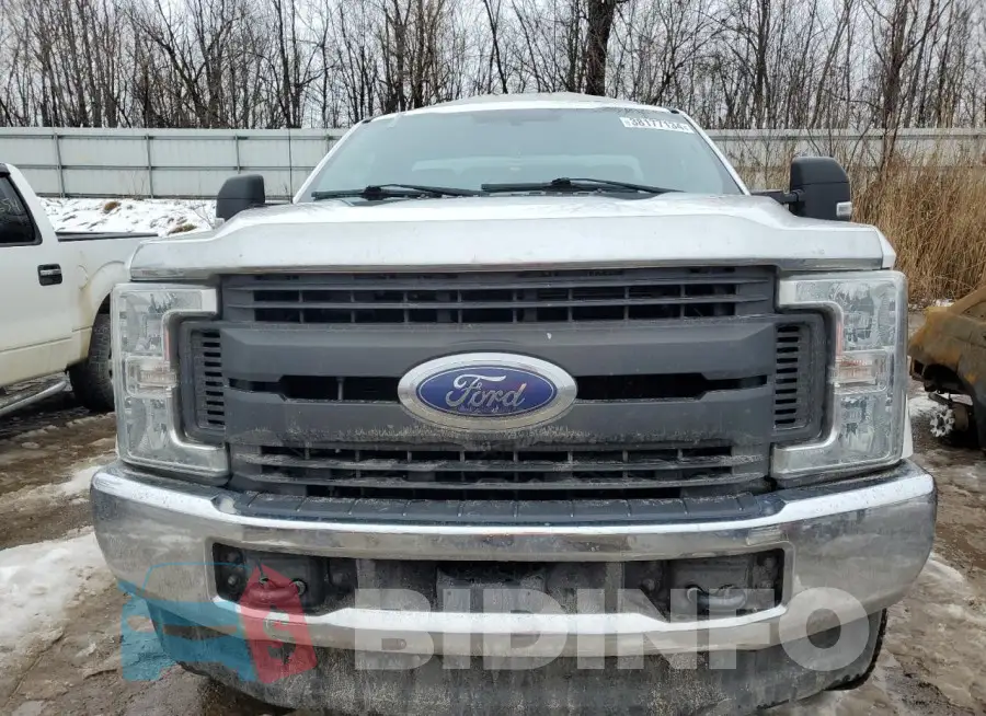 1FDRF3B63HEB93795 Photo# 5