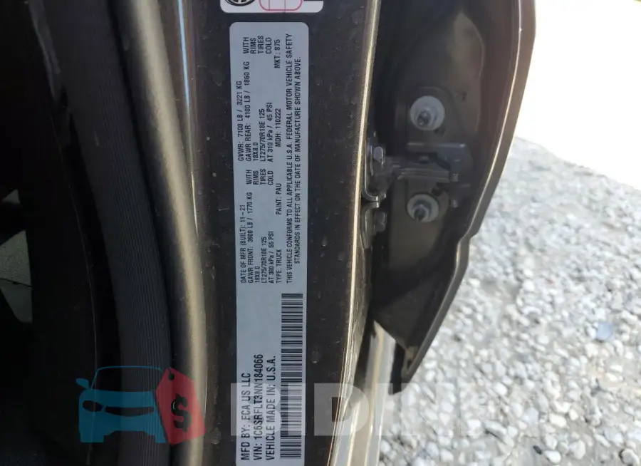 1C6SRFLT3NN184066 Photo# 13