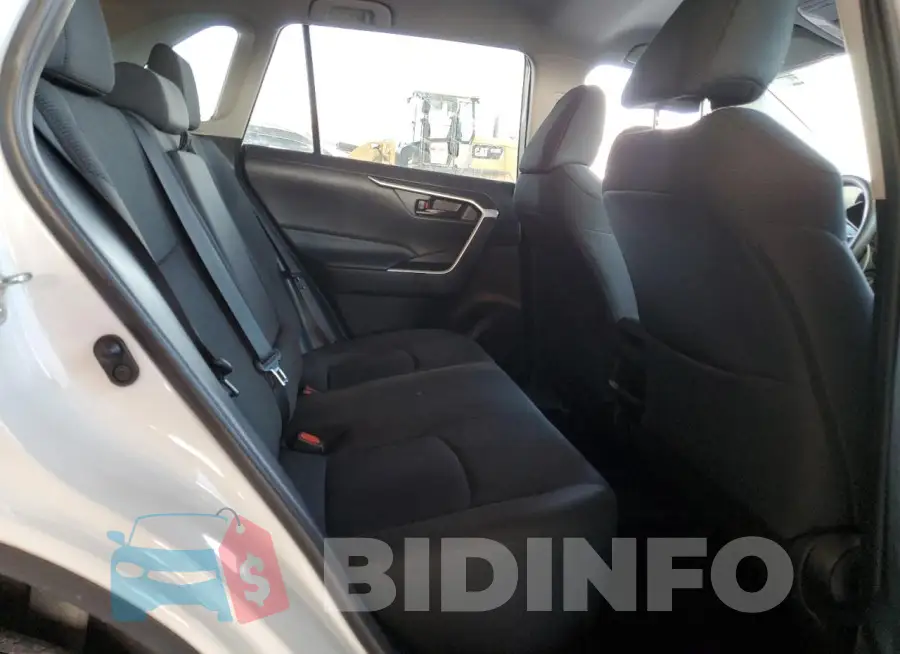 2T3G1RFV8LW100673 Photo# 10