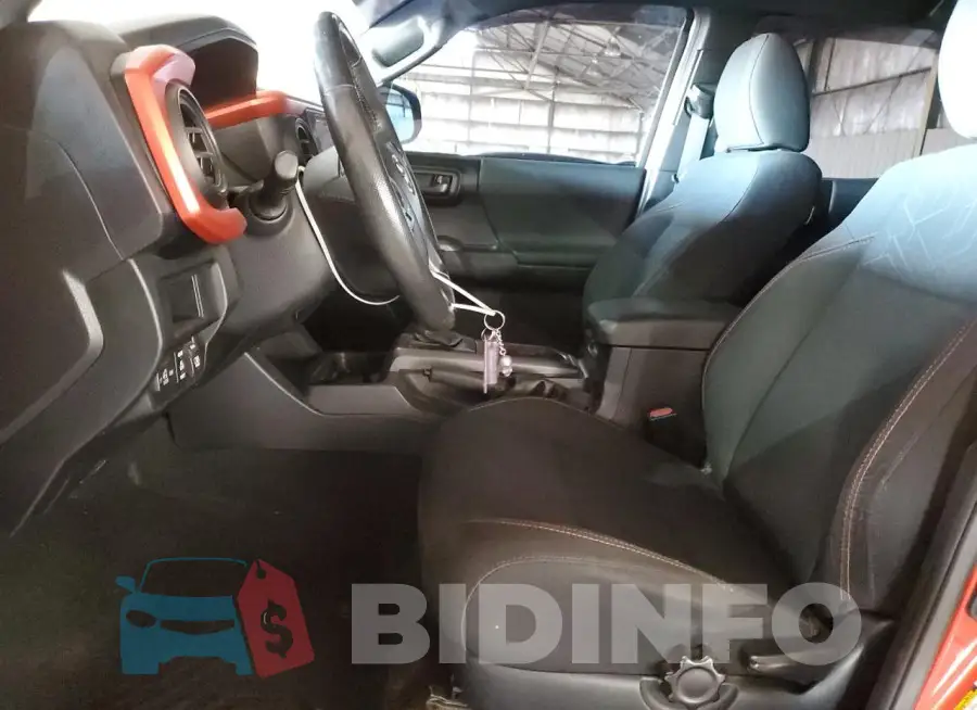 3TMCZ5AN6HM077250 Photo# 7