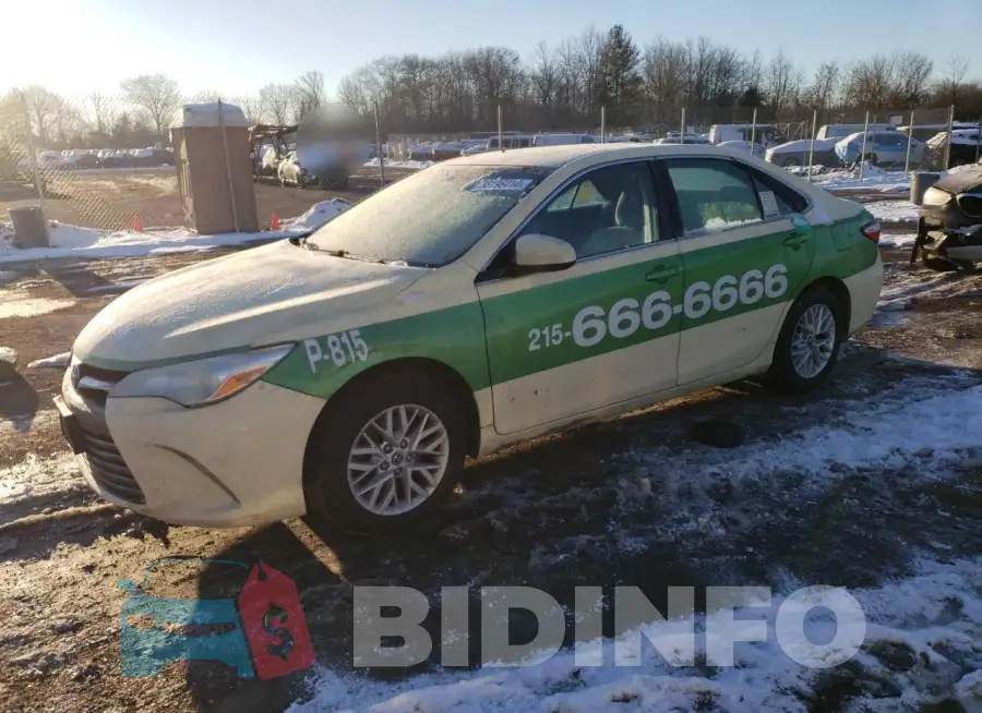 4T4BF1FK9GR573599 Photo# 1