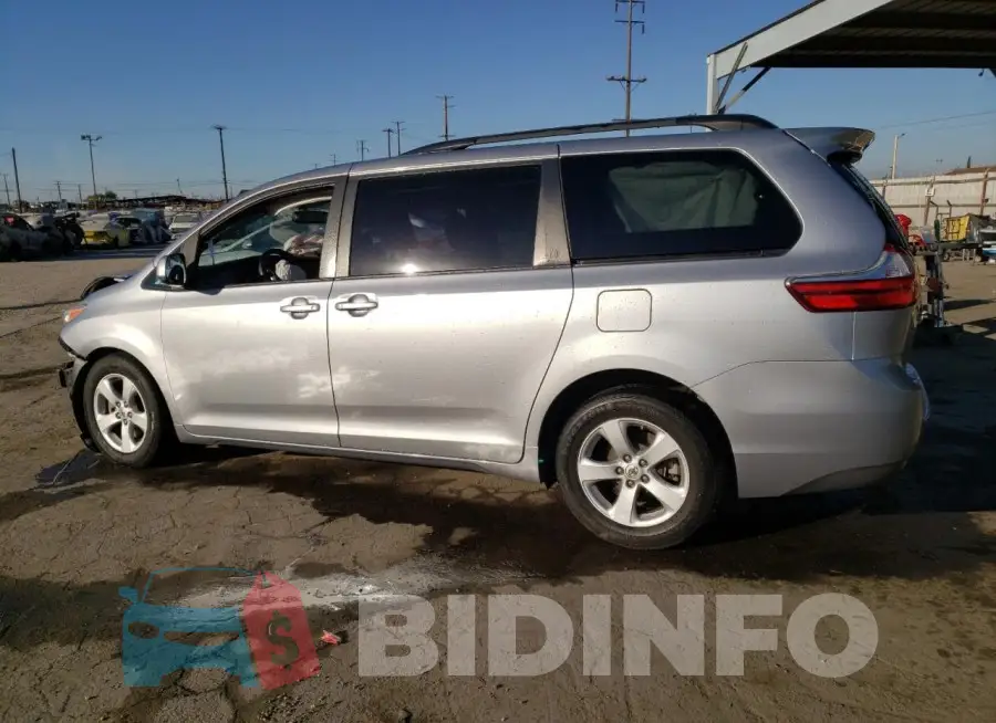 5TDKZ3DC4HS772787 Photo# 2