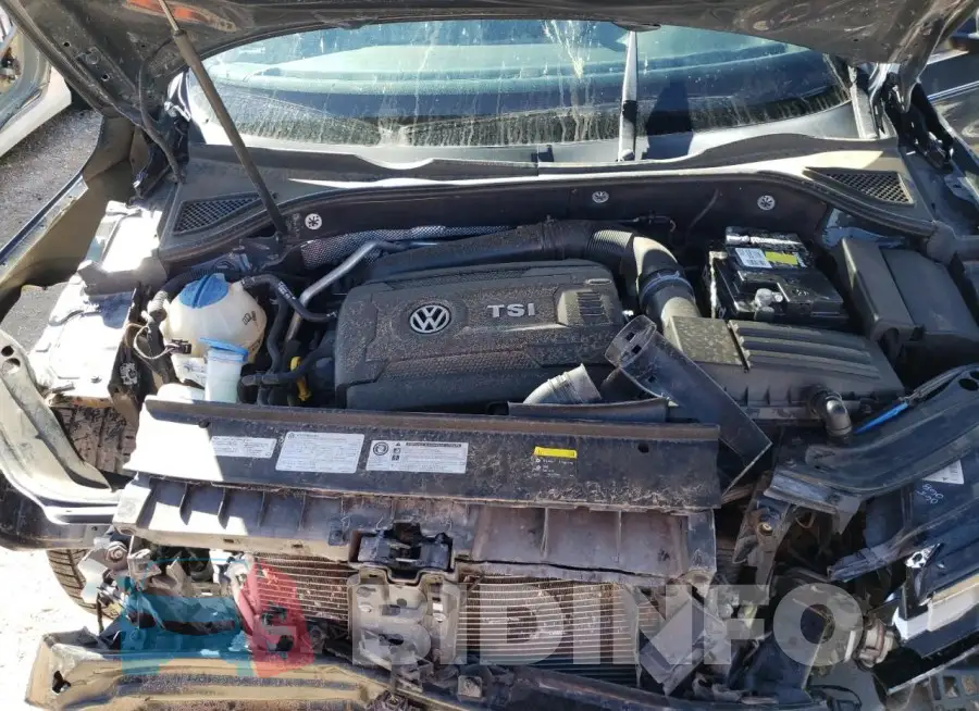 1VWDT7A30HC082586 Photo# 11