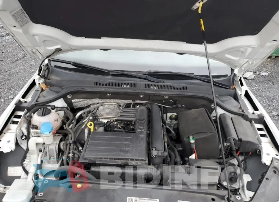 3VW2B7AJ4HM229208 Photo# 11