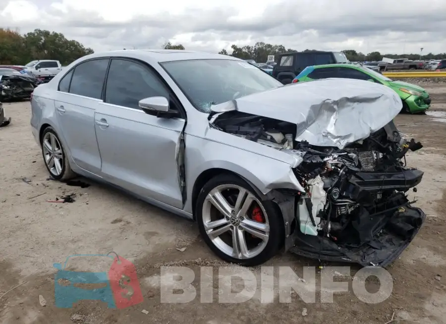 3VW4S7AJ3FM263999 Photo# 4