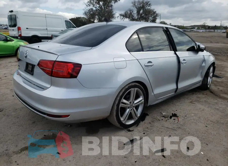 3VW4S7AJ3FM263999 Photo# 3