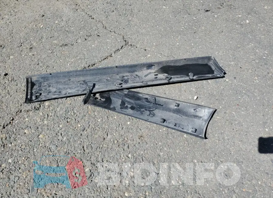 JN1BJ1CR7HW116894 Photo# 13