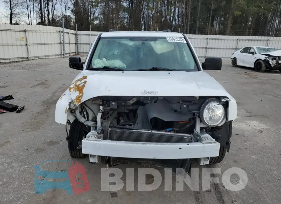 1C4NJPBA6GD664419 Photo# 5