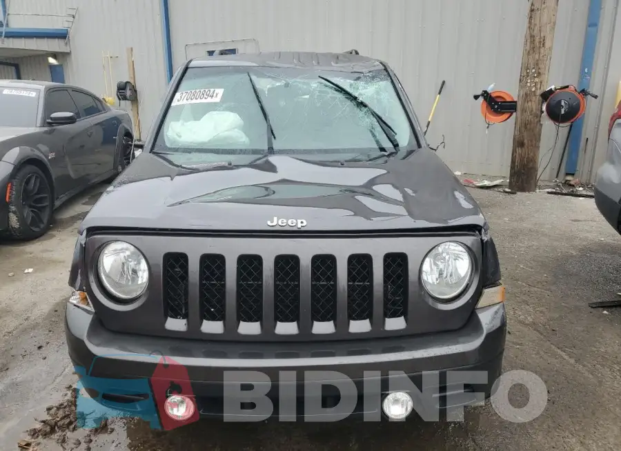 1C4NJPBA7GD702000 Photo# 5