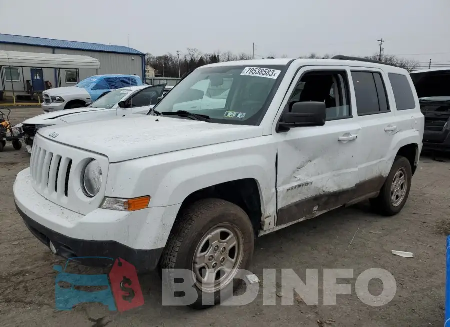 1C4NJRBB7FD102600 Photo# 1