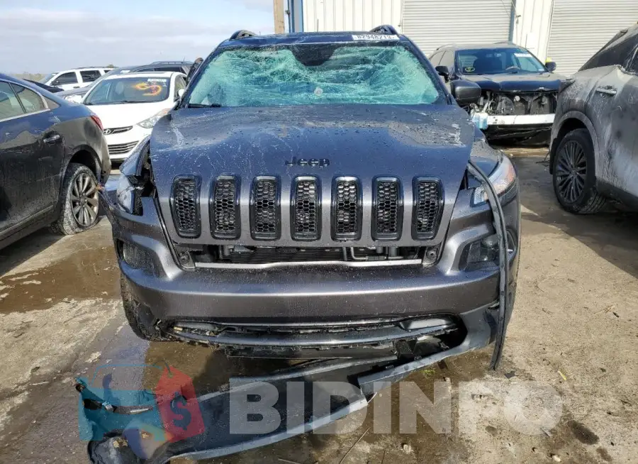 1C4PJLCB4JD597092 Photo# 5