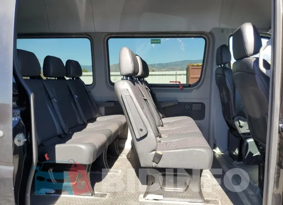 8BRPE8CD4GE125964 Photo# 11