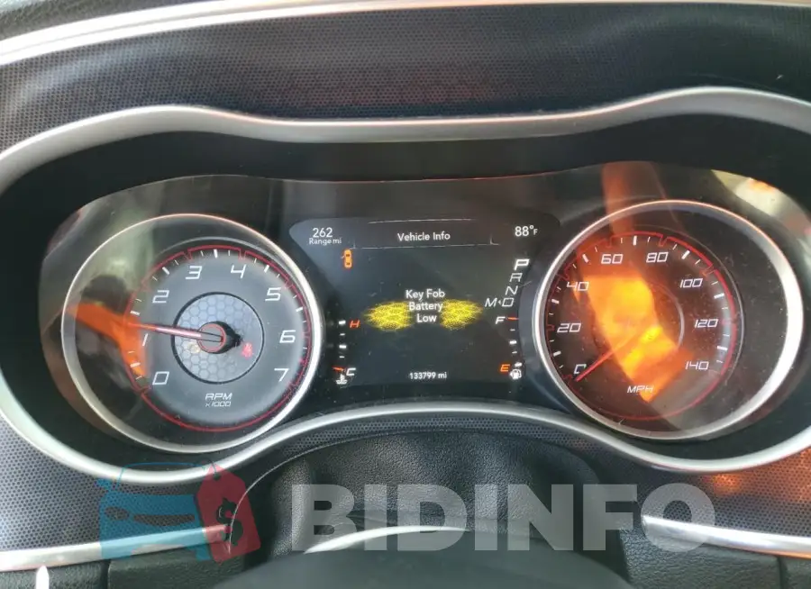 2C3CDXHG3FH754319 Photo# 9
