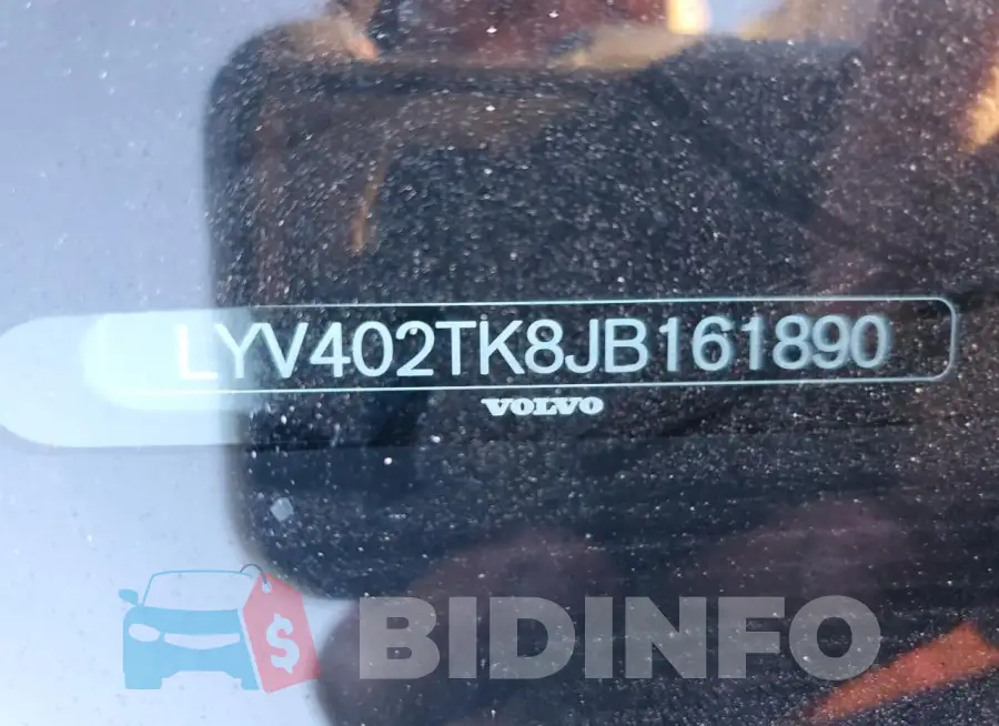 LYV402TK8JB161890 Photo# 12
