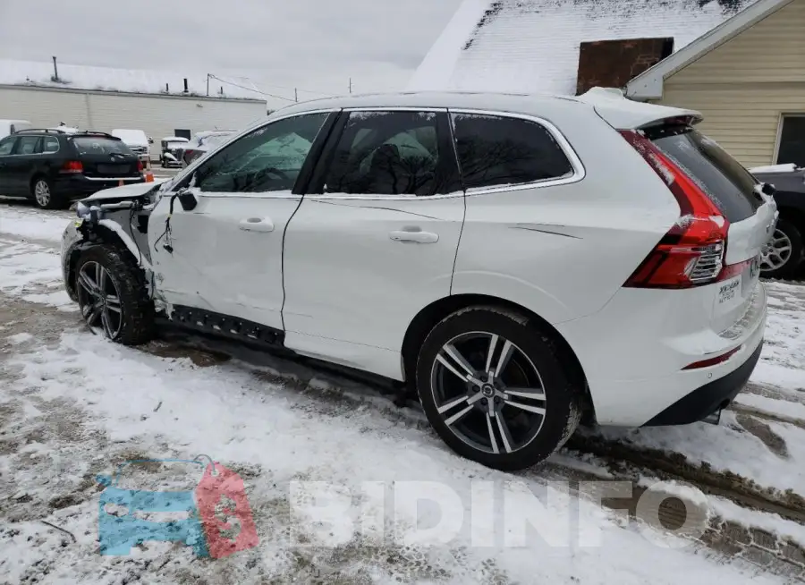 YV4102RK8M1813989 Photo# 2