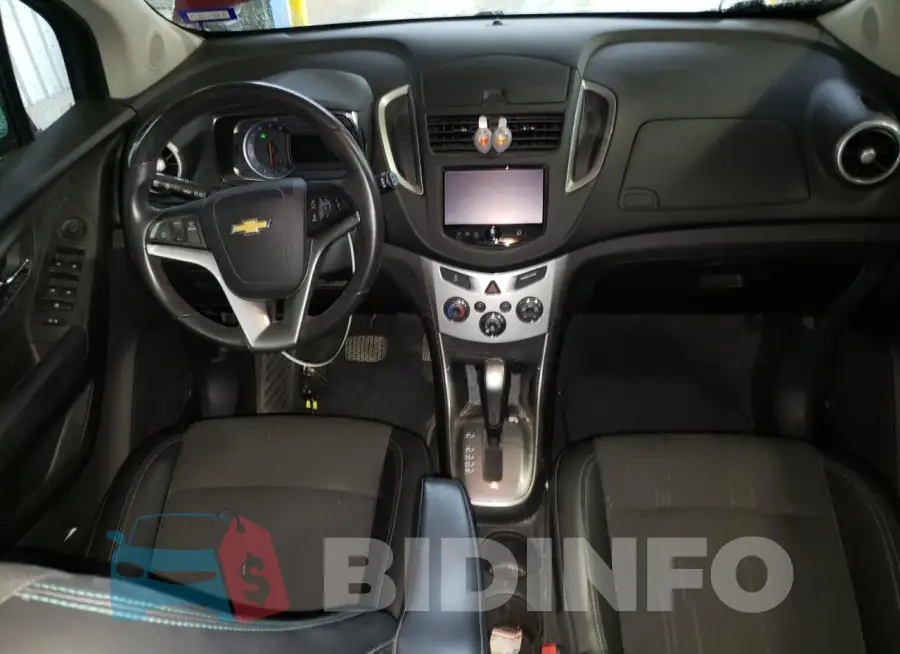 KL7CJLSB9FB096134 Photo# 8