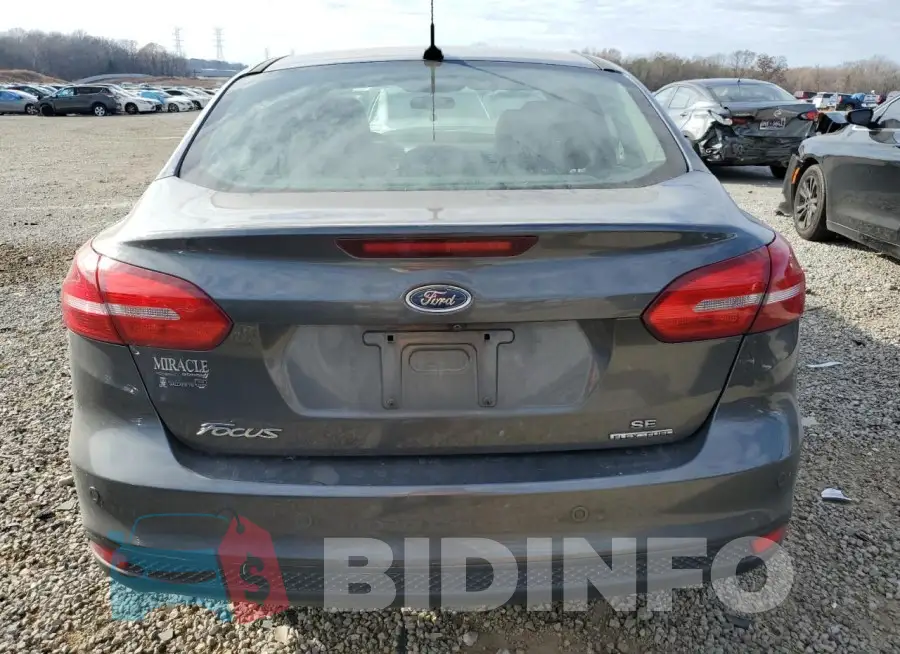 1FADP3F28GL402029 Photo# 6