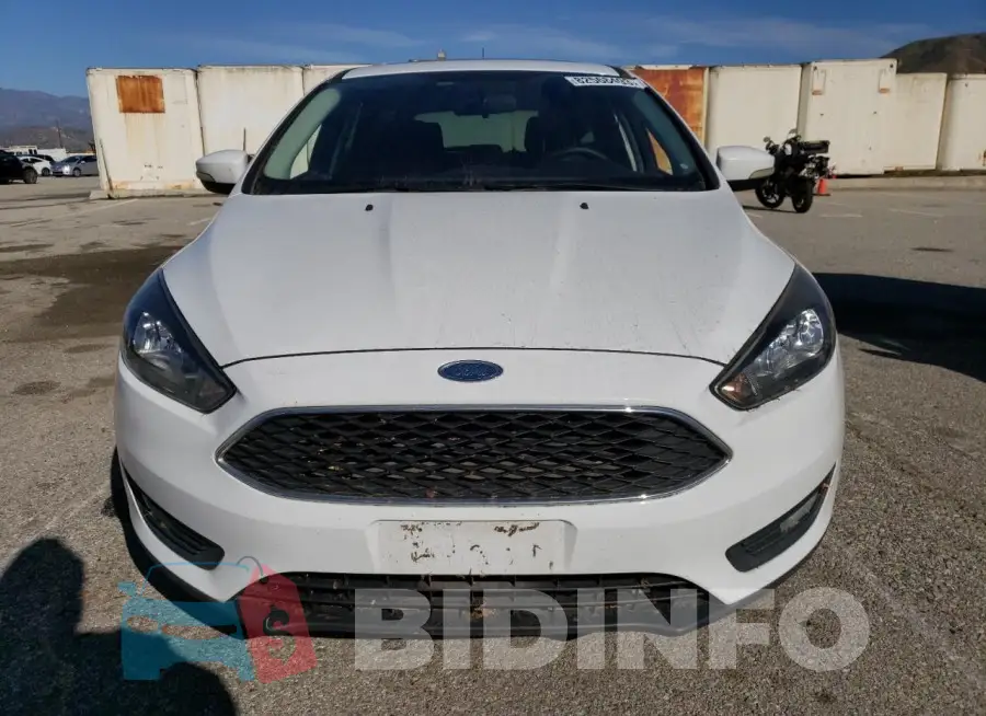 1FADP3M28JL230806 Photo# 5